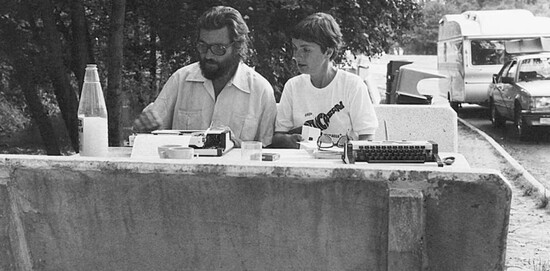 Julio Cortazar a Carol Dunlop počas svojej cesty, zdroj: Fond Aurora Bernárdez, CGAI